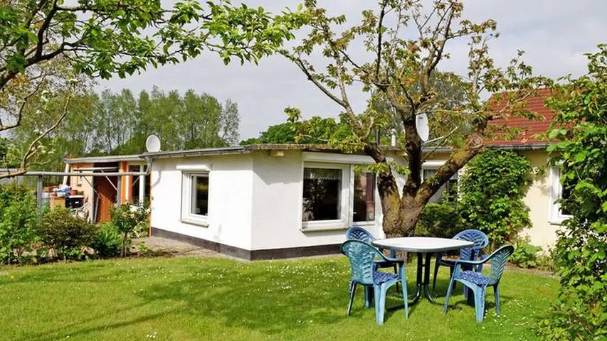 Ferienwohnung für 5 Personen, mit Garten in Sehlen