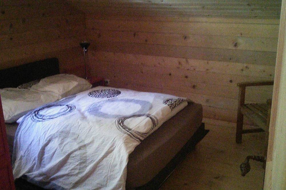 Chalet Independent Vie Massifs Aravis - Mont Blanc And Beaufortin in Saint-Nicolas-la-Chapelle, Albertville region