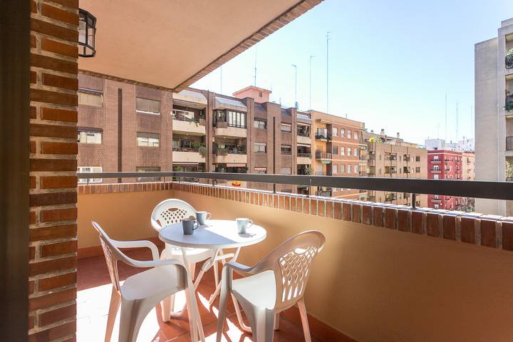 Ferienwohnung für 4 Personen, mit Terrasse in Valencia