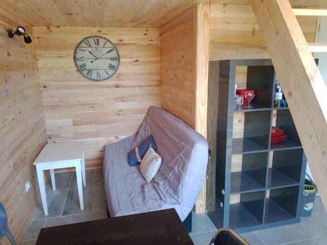 Gîte pour 3 personnes, avec Terrasse à Coullons - 3