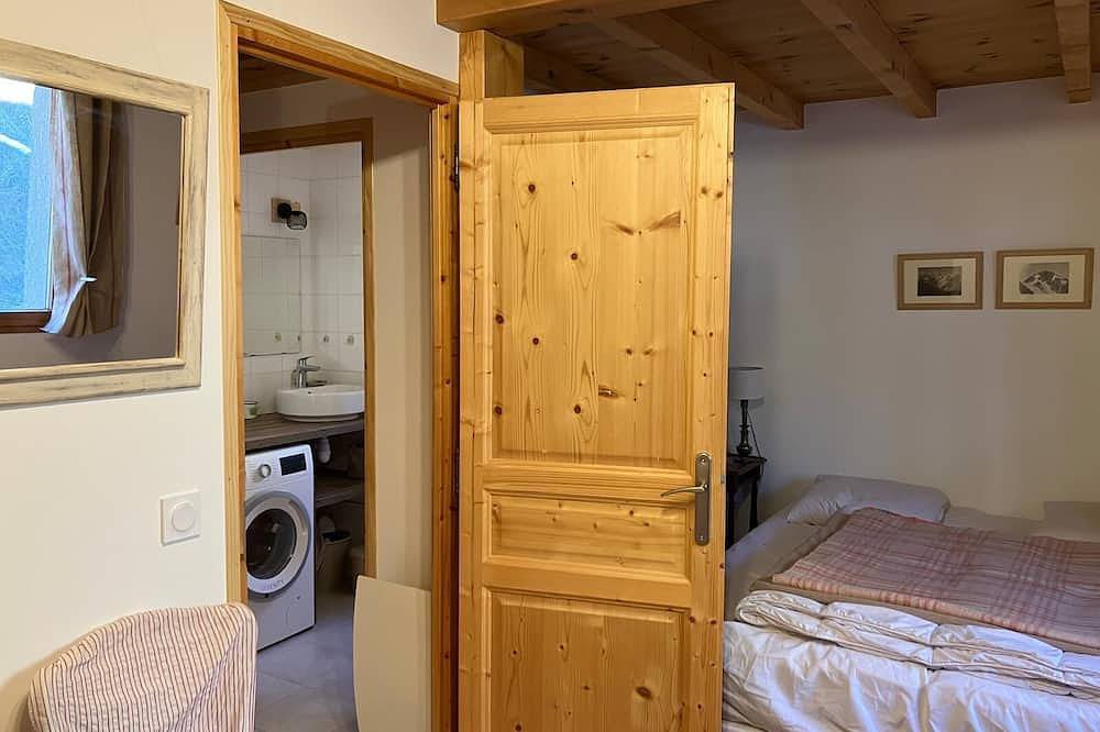 New family home - Sleeps 12 - 104m2 - Ideal for two families in Les Hieres, La Grave