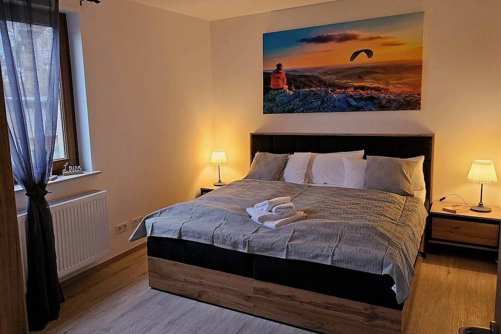 Ganze Wohnung, Haus Martina - App. Wasserkuppe, am Fuße des höchsten Berges der Rhön. in Poppenhausen, Rhön-Hessen