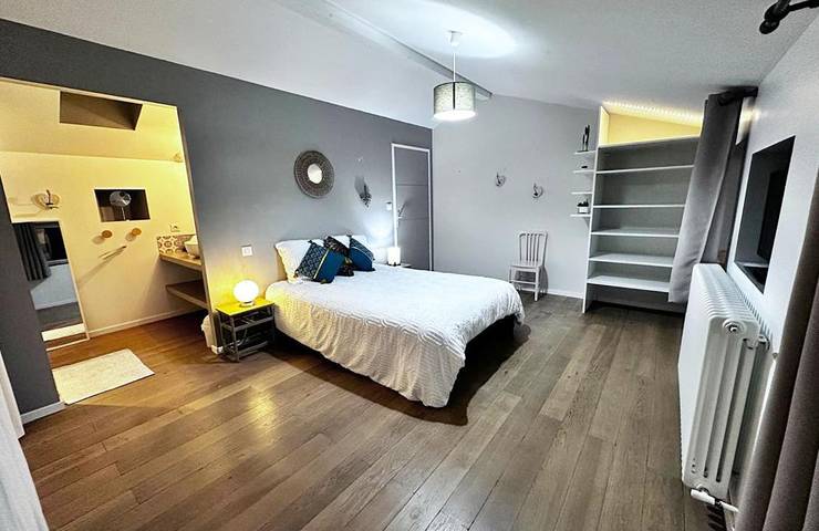 Chambre d’hôte pour 2 personnes, avec Terrasse ainsi que Jardin et Vue