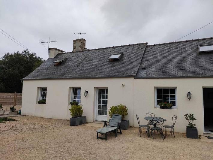 Chambre d’hôte pour 2 personnes, avec Terrasse et Jardin à Plougoulm