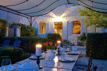 Cottage pour 8 personnes, avec jardin à Issigeac