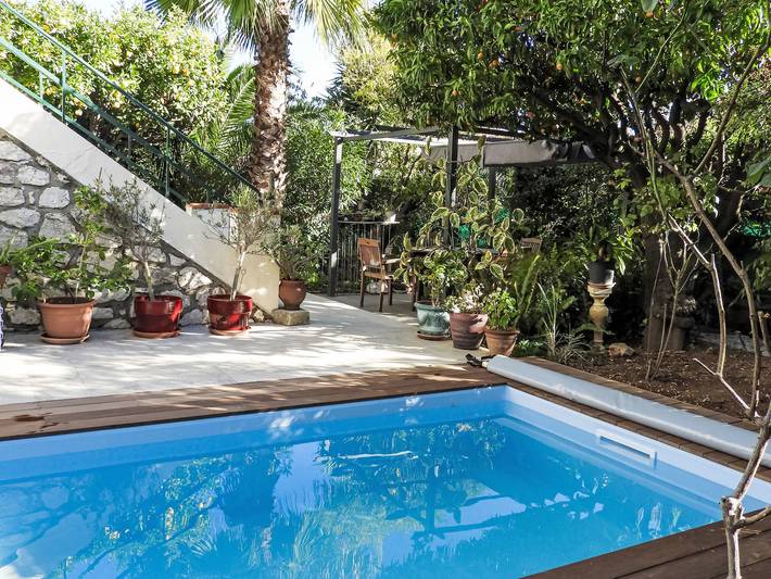 Apartamento entero, Wohnung "Les roses" auf einem eingemauerten Grundstück in Saint-Laurent-du-Var, Costa mediterránea (Francia)