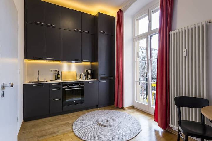 Ferienwohnung für 2 Personen, mit Balkon und Garten in Kreuzberg Berlin