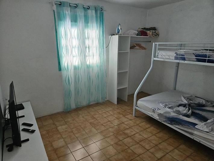 Location de vacances pour 8 personnes, avec vue ainsi que jardin et piscine à Rivière-Pilote - 4