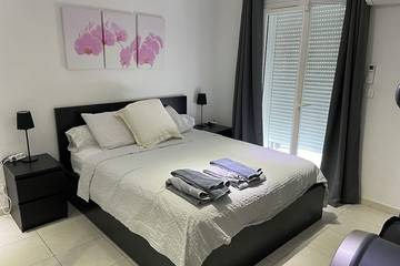 Villa pour 10 Personnes dans Nice, Région de Nice, Photo 1