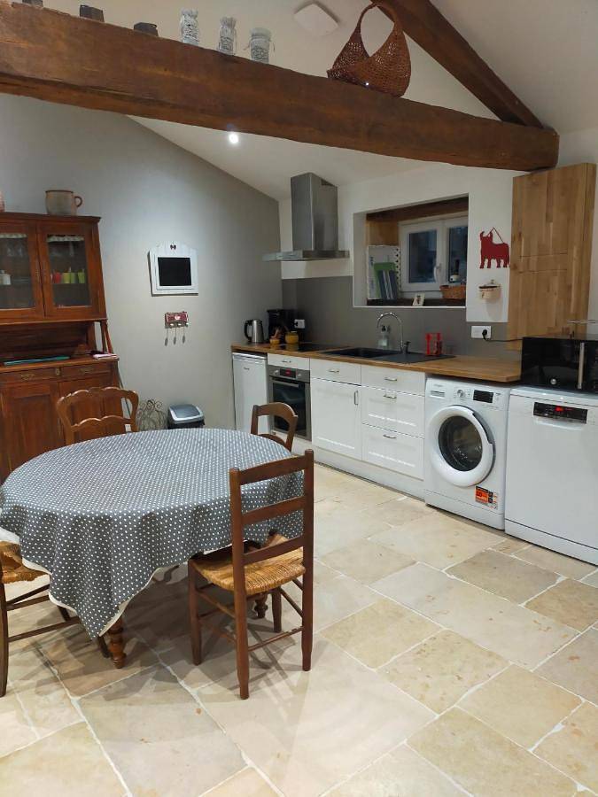 Location de vacances pour 6 personnes, avec jardin et vue à Marnay - 2
