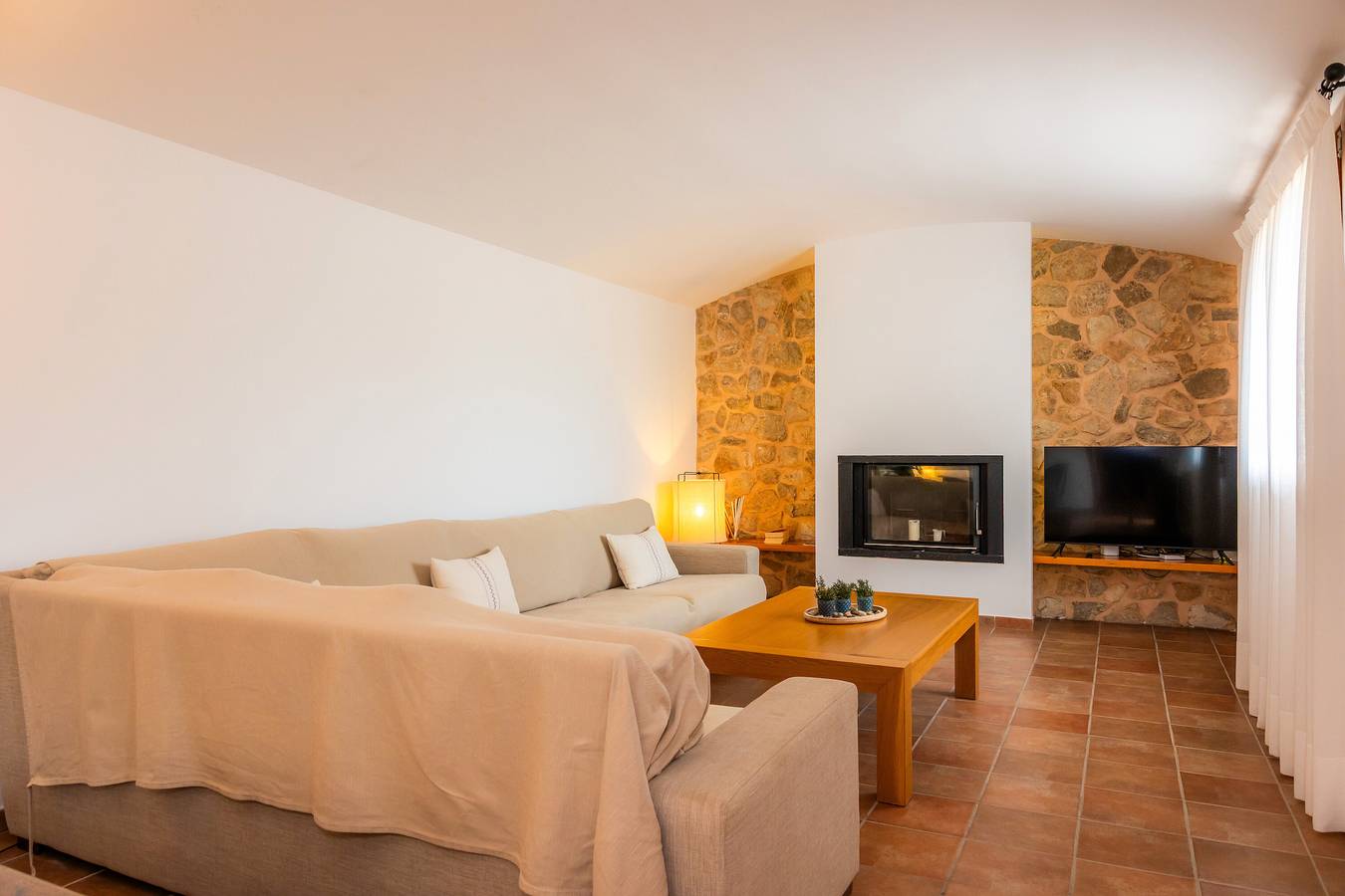 Landhaus 'Els Clepes' mit Bergblick, privatem Pool und Wlan in Son Servera, Mallorca Osten