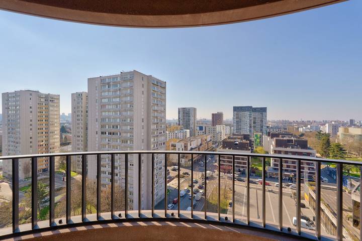 Apartamento entero, Guestready - escapada luminosa con vistas ciudad in Bobigny, Sena-Saint Denis