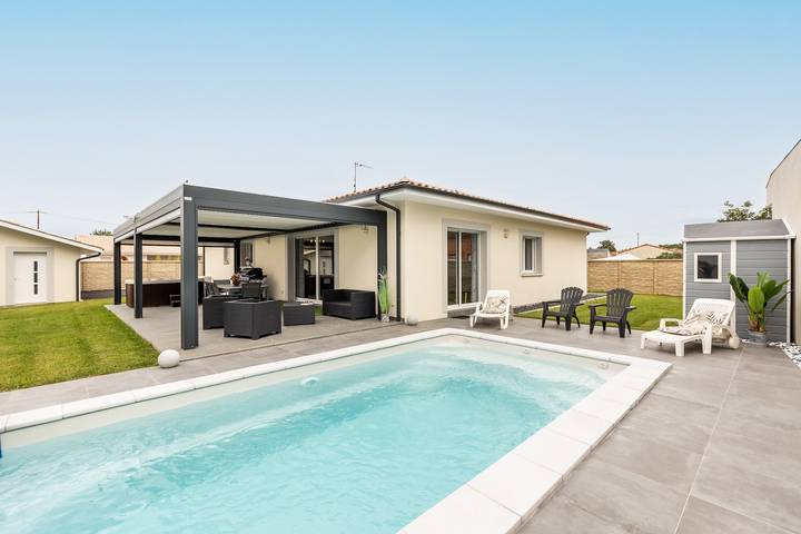 Villa pour 4 personnes, avec Jardin