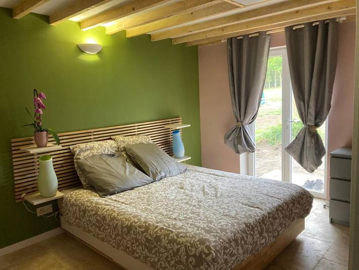 Location de vacances pour 6 personnes, avec jardin ainsi que terrasse et vue à L'Oudon - 3