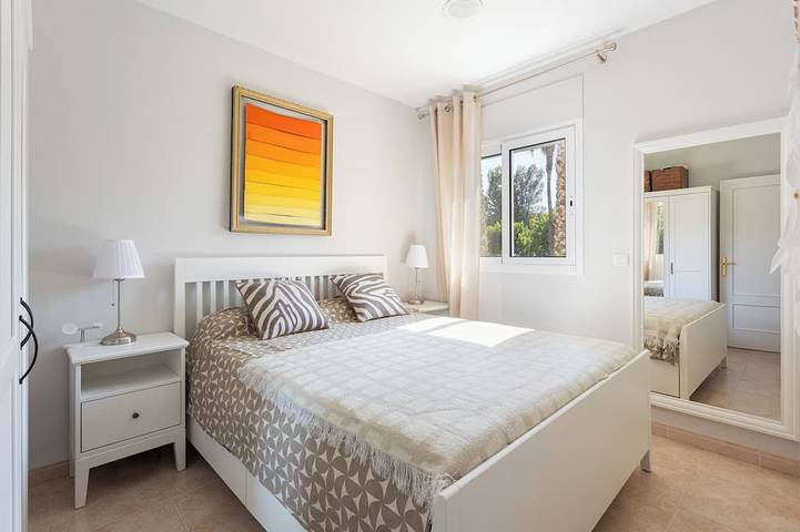 Ganze Wohnung, Just 2 steps from San Pol Beach! SeaBreezeHeaven: Terrace BBQ, Sea & Pool Views in S'Agaró, Sant Feliu de Guíxols