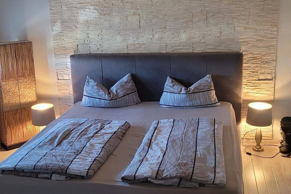 Ganze Wohnung, Moderne Wohnung trifft Gäste ! 110 m2 Wohnung . Küche / Bad / Schlafzimmer Neu in Zörbig, Anhalt - Bitterfeld