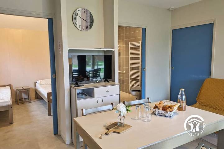 Gîte pour 6 personnes, avec terrasse, animaux acceptés à Villiers-Charlemagne - 3