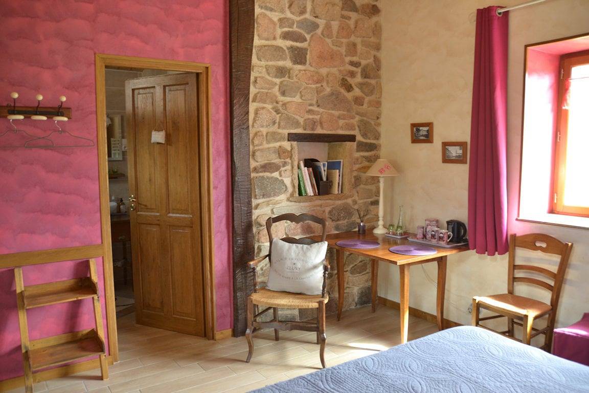Chambres d'hôtes La Framboisine - Chambre double in Bourgvilain, Mâcon region