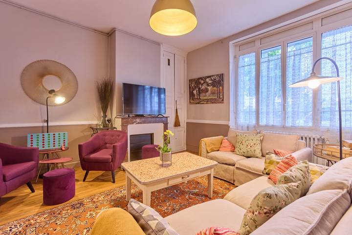 Casa de vacaciones para 12 personas con jardín in Agén, Quercy