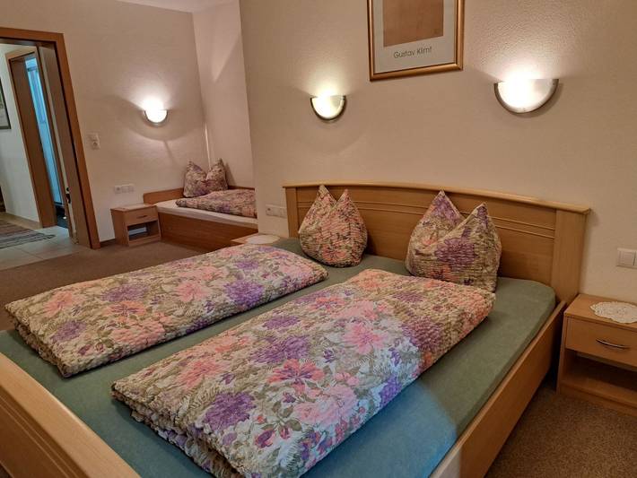 Ferienwohnung für 8 Personen, mit Terrasse und Garten in Tux - 4