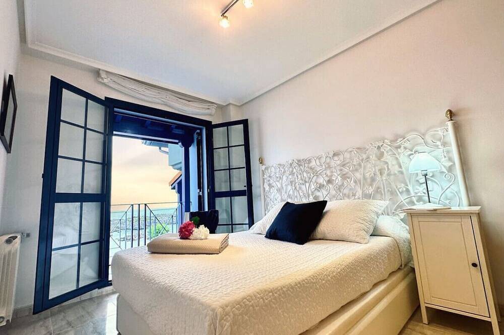 Entire apartment, Precioso apto en primera línea - La Goleta 6915 in Noja, Cantabrian Coast