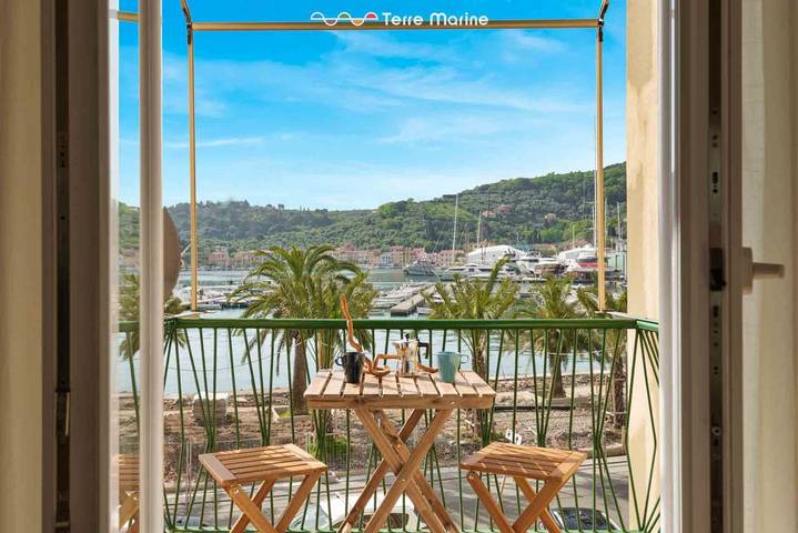 Glamping per 4 persone, con balcone/terrazza in Liguria