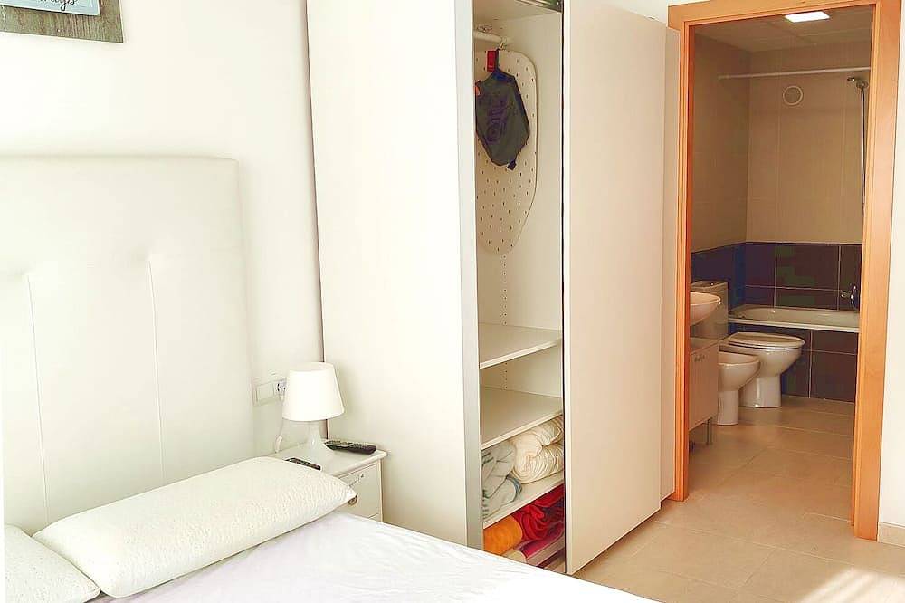 Apartamento entero, Piso nuevo y céntrico con piscina en Sant Carles de la Rápita in Tierras del Ebro, Costa Dorada