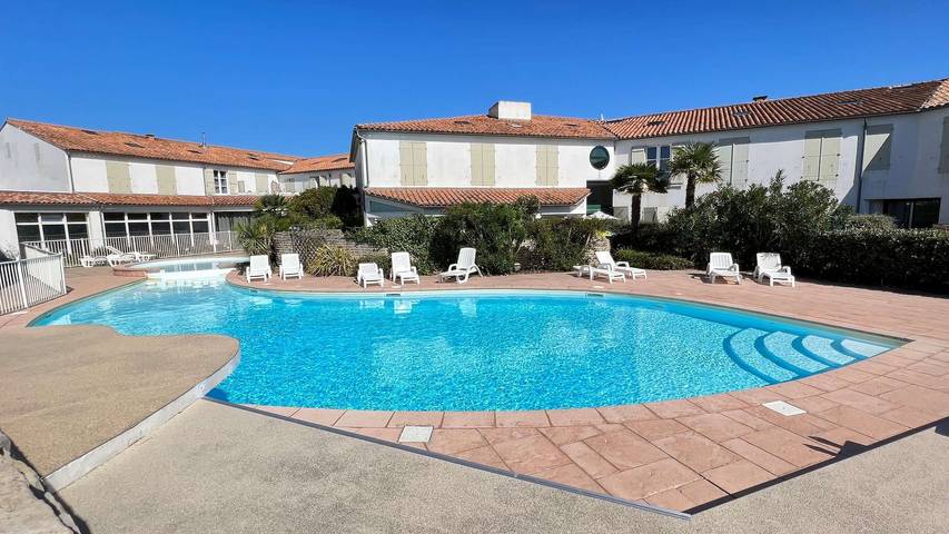 Gîte pour 3 personnes, avec piscine à La Couarde-sur-Mer - 3