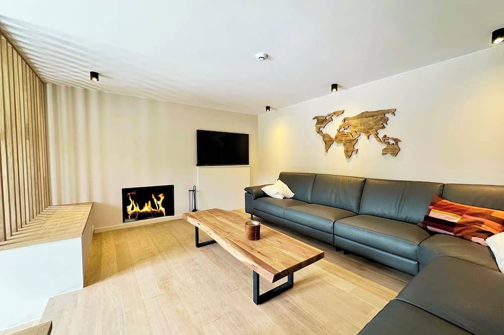 Ferme Valentour 24 beds, ideal for families and corporate seminars. in Gesves, Region Namur