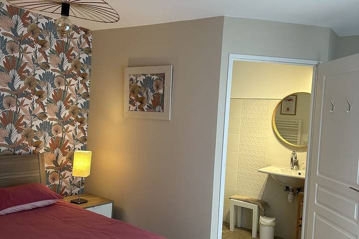 Royan: Le Calme City house 2 to 4 people / near Seaside, City in Royan, Côte de Beauté