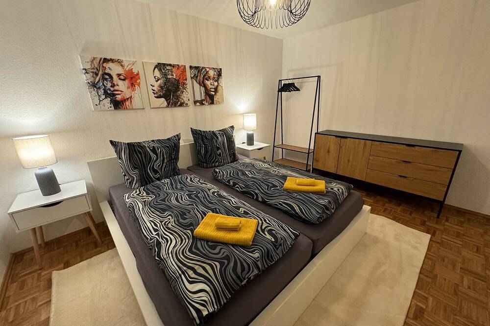 Ganze Wohnung, Stylisches Elbjuwel-Apartment mit Vollausstattung, Bad, Küche, Tv, Kingsize-Bett in Pieschen (Dresden), Dresden