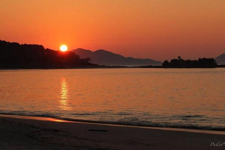 Apartamento para 6 personas, con vistas y jardín en Comarca de Noia