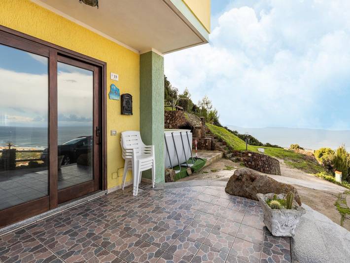 Ferienwohnung für 4 Personen, mit Balkon/Terrasse und Terrasse