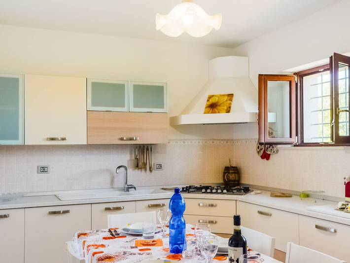 Location de vacances pour 8 personnes, avec balcon/terrasse ainsi que piscine et terrasse, adapté aux familles à Arezzo - 4