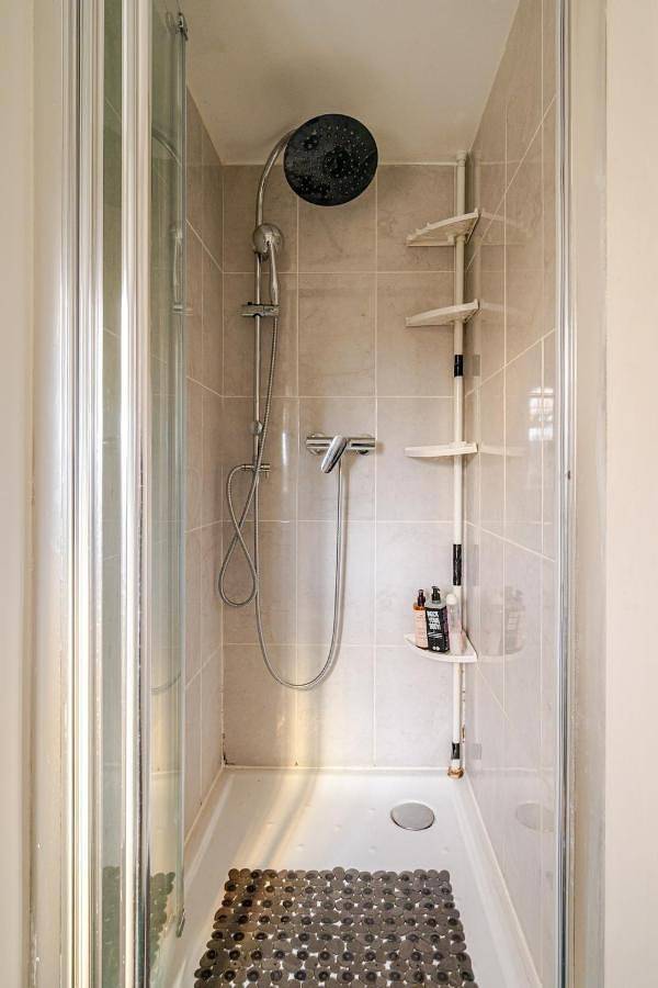 Gîte pour 4 personnes, avec jardin et jacuzzi, animaux acceptés à Vaires-sur-Marne - 2