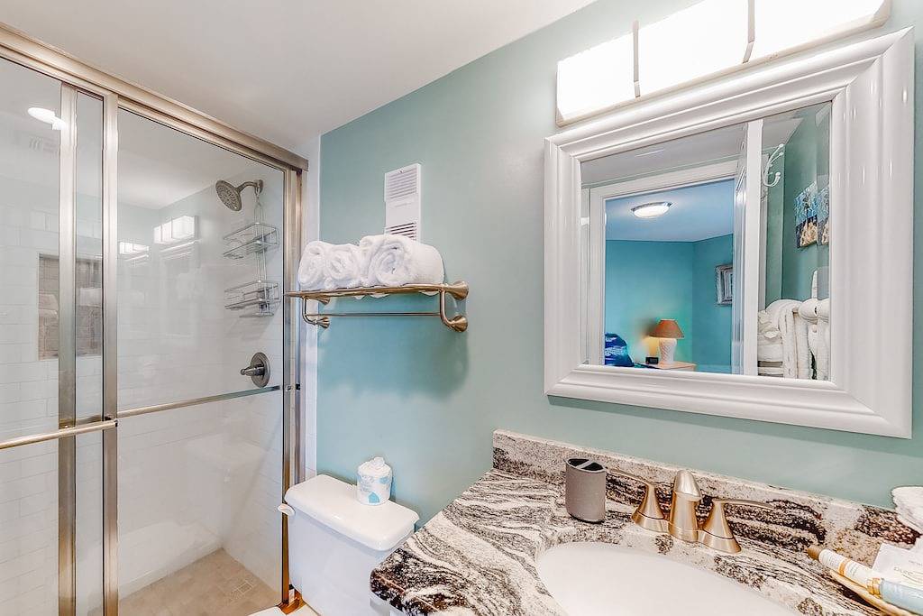 Vacation Apartment for 7 Guests in Fort Morgan, Alabama Gulf Coast