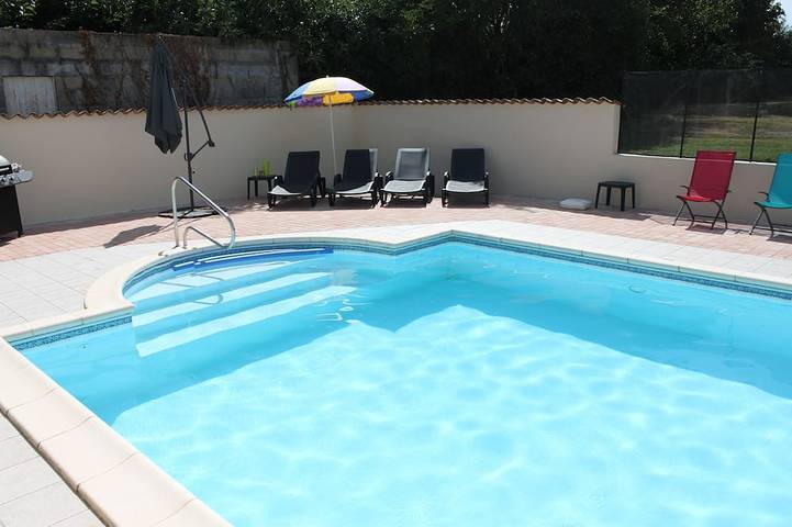 Location de vacances pour 8 personnes, avec Terrasse et Jardin à Boutenac-Touvent