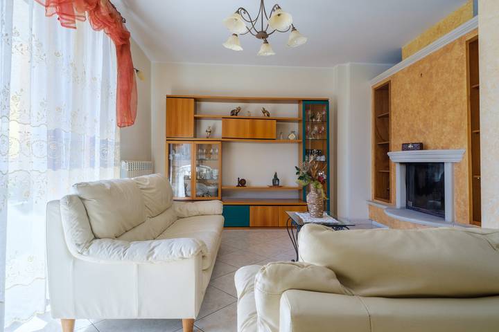 Casa Angel con terraza privada, Wi-Fi y aire acondicionado in Galatone, Golfo de Tarento
