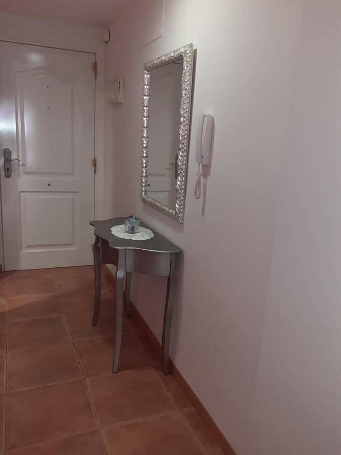 Gîte pour 5 personnes, avec jardin ainsi que terrasse et piscine à Puçol - 4