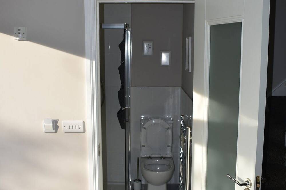 Hel lägenhet, Alensgrove Maisonette C in Kildare (grevskap)
