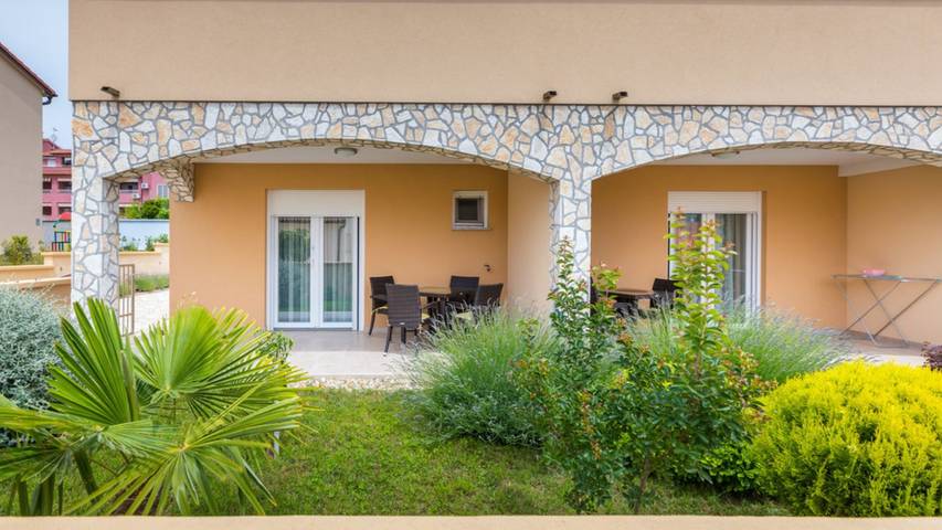 Villa pour 9 personnes, avec jardin et terrasse à Barbariga - 3