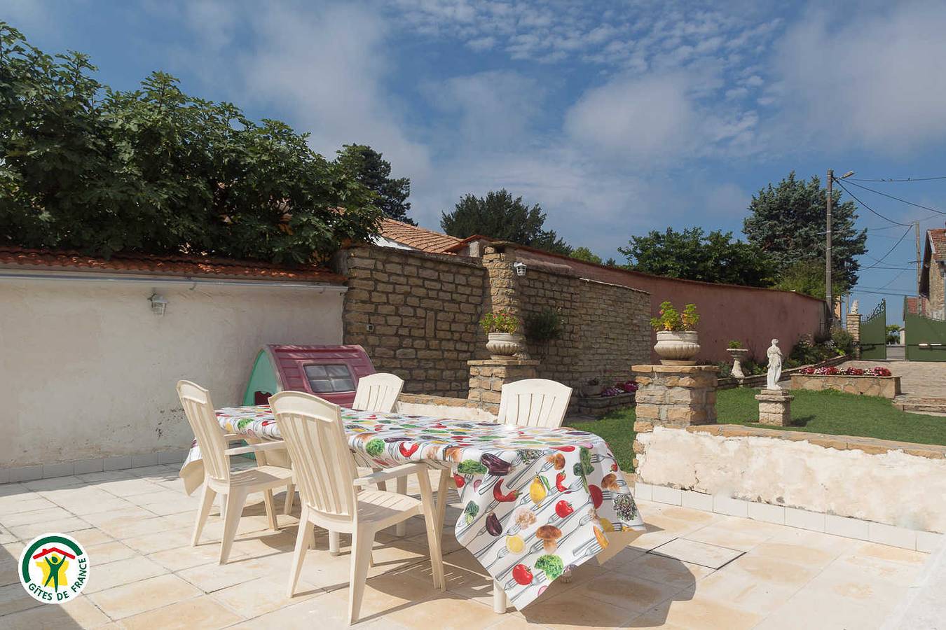 Le Cerisier in Saint-Romain-de-Jalionas, La Tour-du-Pin und Umgebung