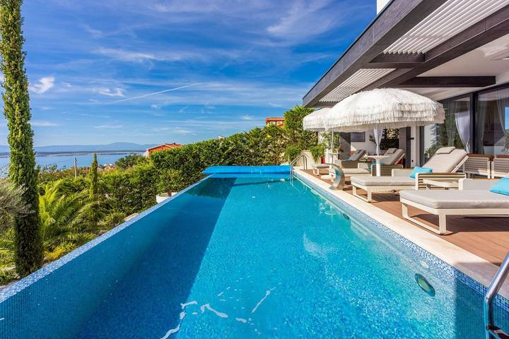 Ferienhaus für 8 Personen, mit Terrasse und Garten sowie Pool und Sauna in Crikvenica - 3