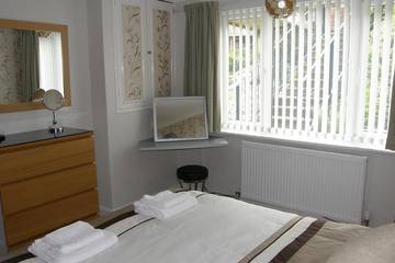 Bungalow for 4 People in Isle of Wight, South East England, Photo 4