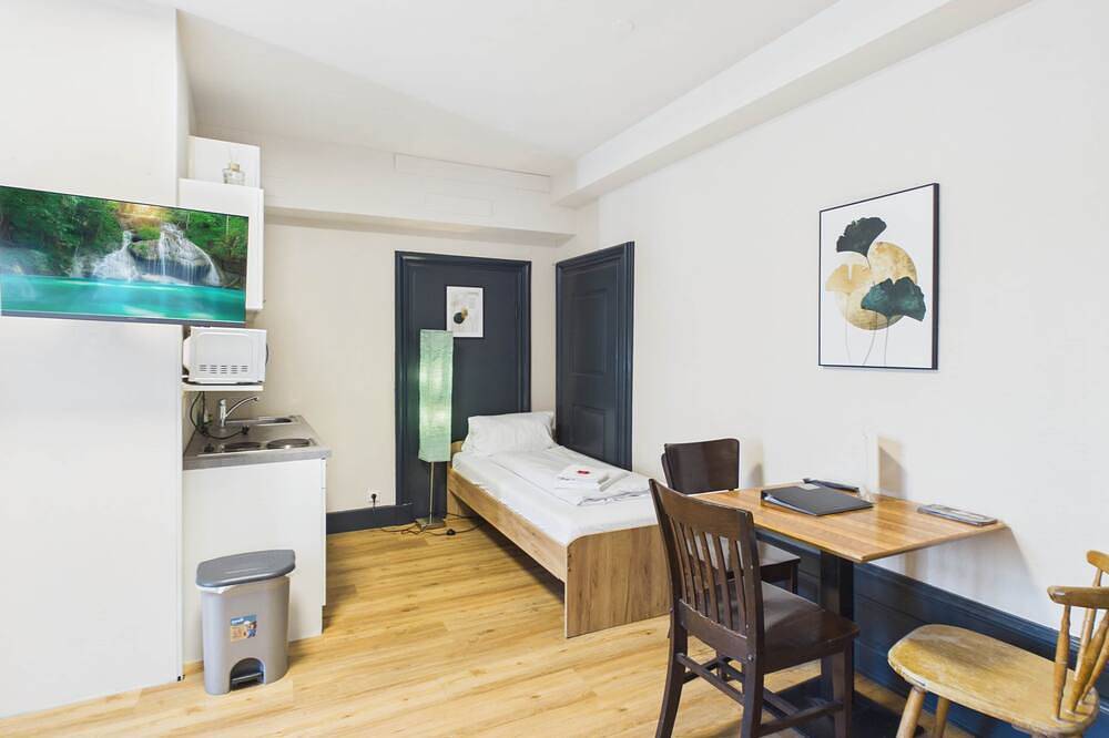 Ganze Wohnung, Lustenau - Villa Blumenau Studio 2 in Lustenau, Bodensee-Vorarlberg