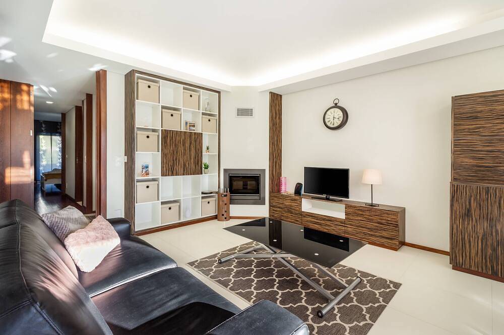 Pink Apartment - Spacious Apartment with Pool, foto 9