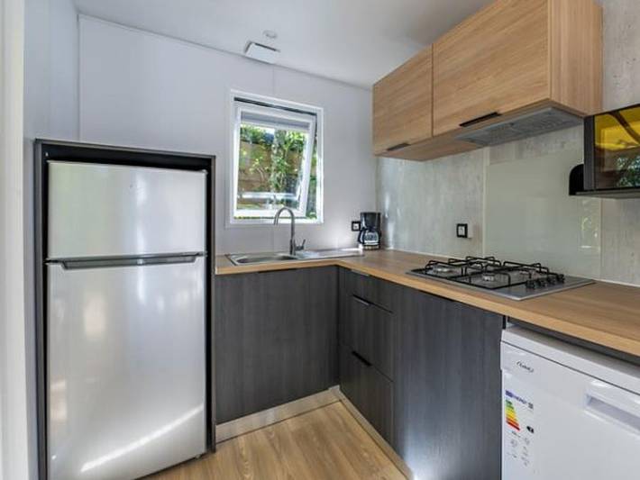 Camping Paradis Les Gorges du Haut Bugey - Mobilheim 4 personen - Premium 2 Schlafzimmer in Matafelon-Granges, Nantua