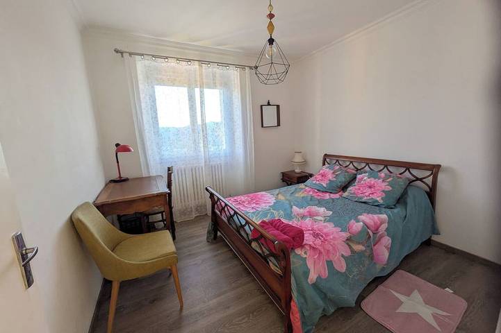 Entire apartment, New Listing in Saint-Affrique, Parc naturel régional des Grands Causses
