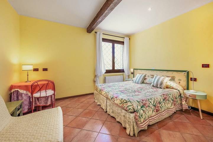 Ganze Wohnung, Schwimmbad, Wellness und Entspannung in den Hügeln von Bologna in Crespellano, Valsamoggia