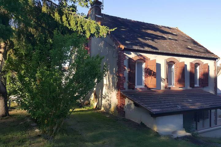 Gîte pour 6 personnes, avec Terrasse et Jardin